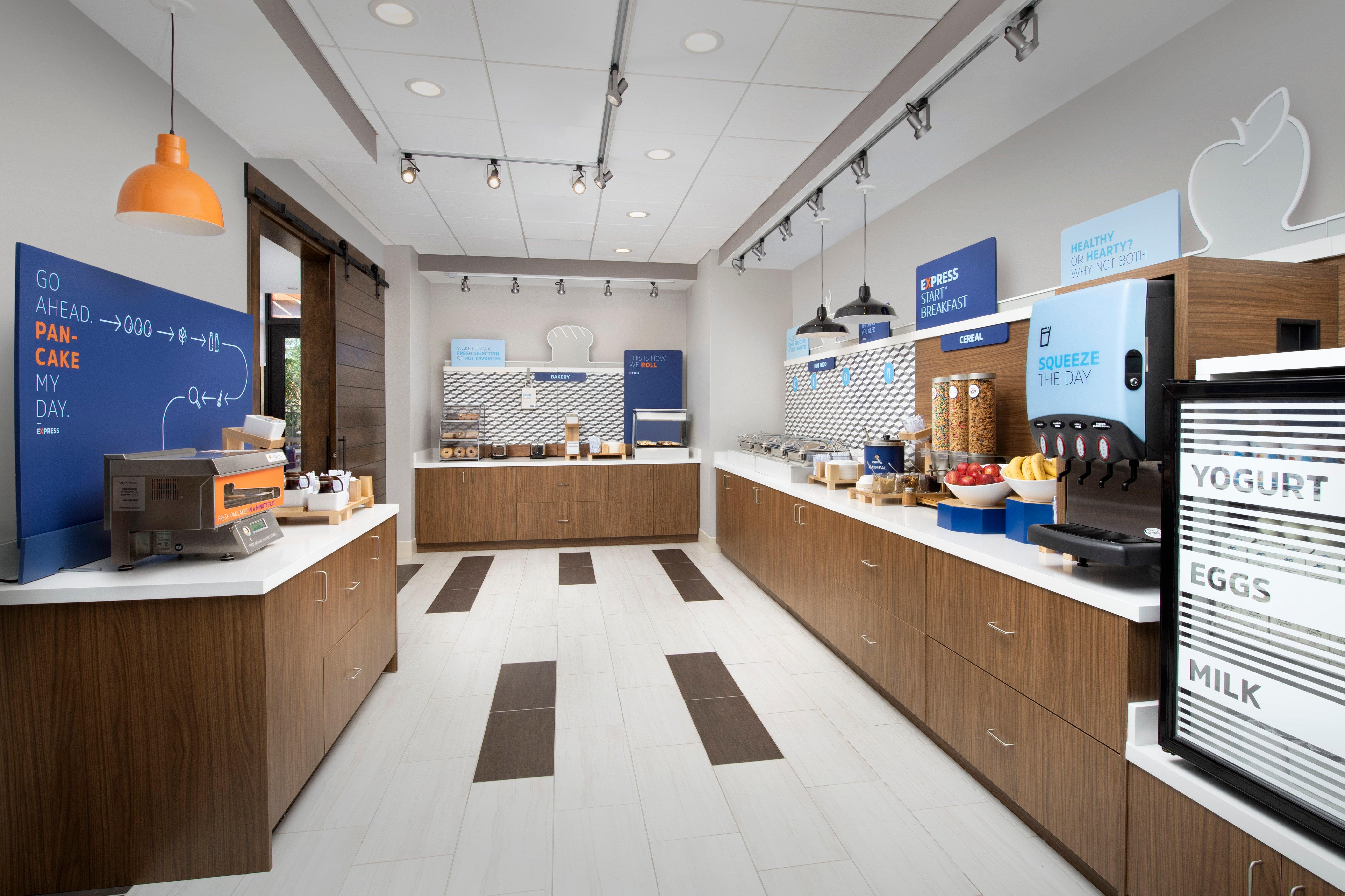 Holiday Inn Express Pensacola Downtown By Ihg Exteriör bild